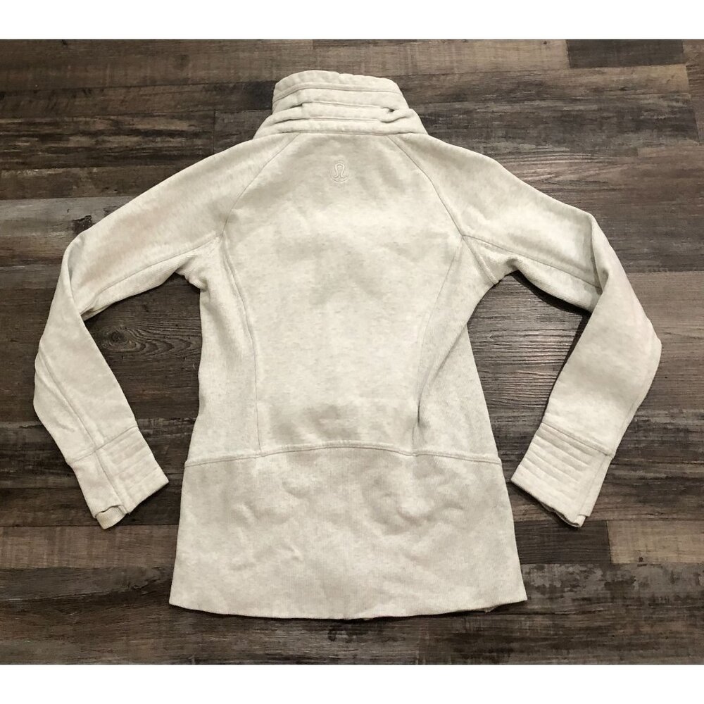 Lululemon Radiant Jacket II Heathered Light Ivory Gray Size 6 - Picture 2 of 6